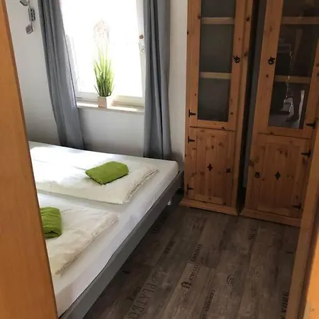 Gemuetlicher Bungalow In Cottbus - Sielow Eksteriør billede